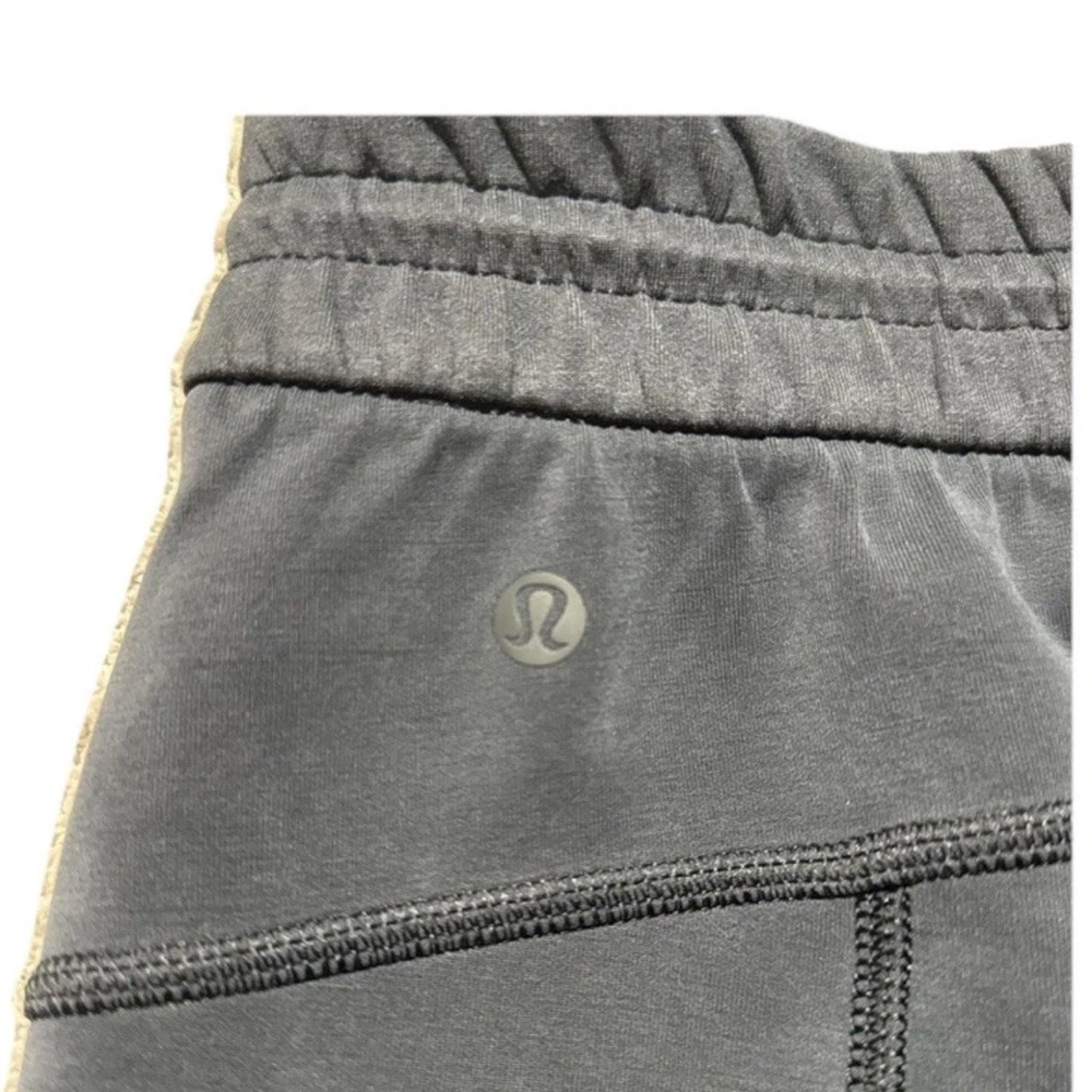 Lululemon Softstreme HR Straight Leg Cropped Pants Black Size 8  Lounge - Picture 5 of 7